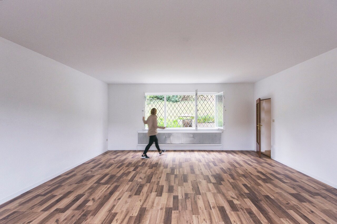 ZIMMER 1 EG (Wohnzimmer)