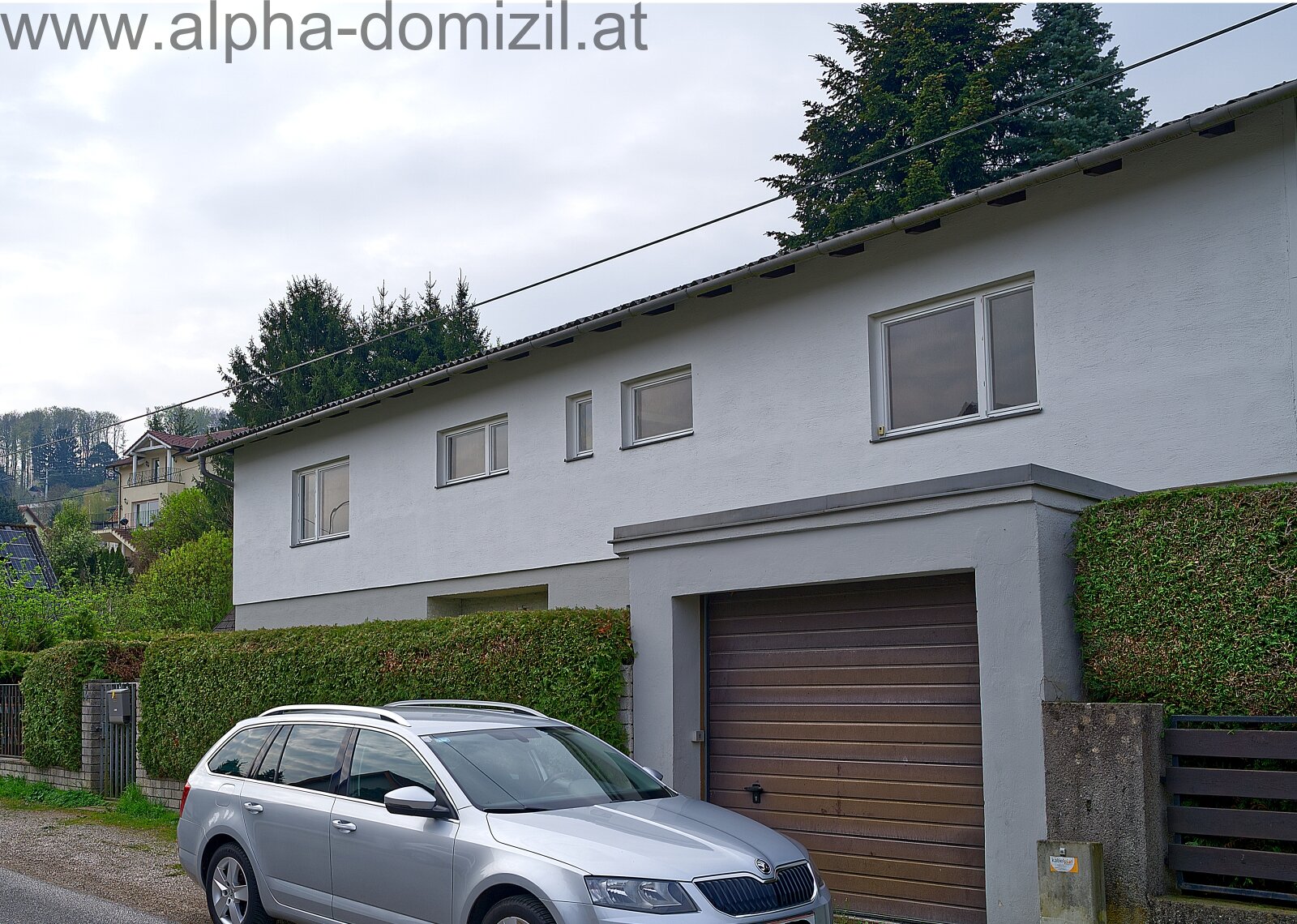 Haus + Garage Haus + Garage